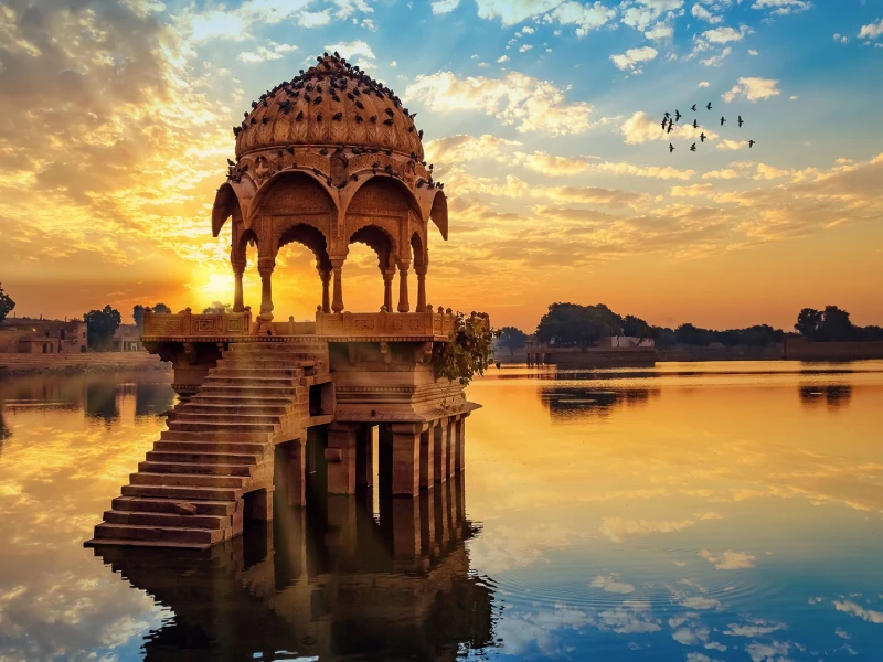 gadsisar-lake-jaisalmer