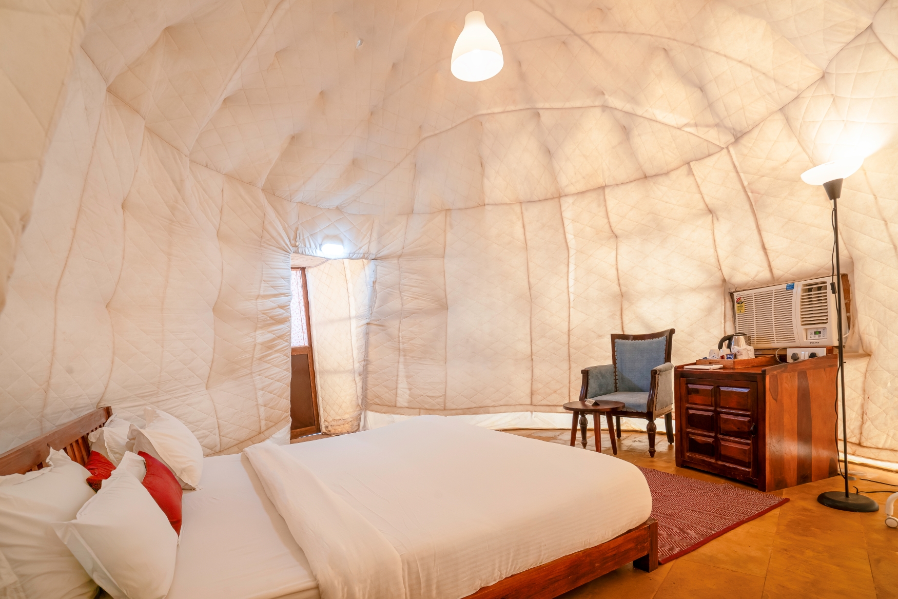 arth-tent-interior-img