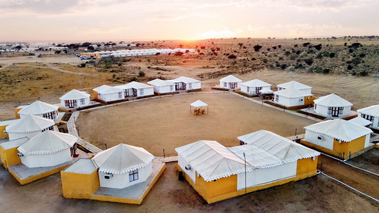 Luxury_premium_ac_tents_Jaisalmer_desert